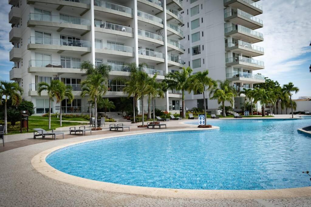 M3 Lujoso Y Comodo Departamento Con Playa 2 Piscinas Cancha De Tenis Jacuzzi Seguridad 24 Horas Manta Exterior photo