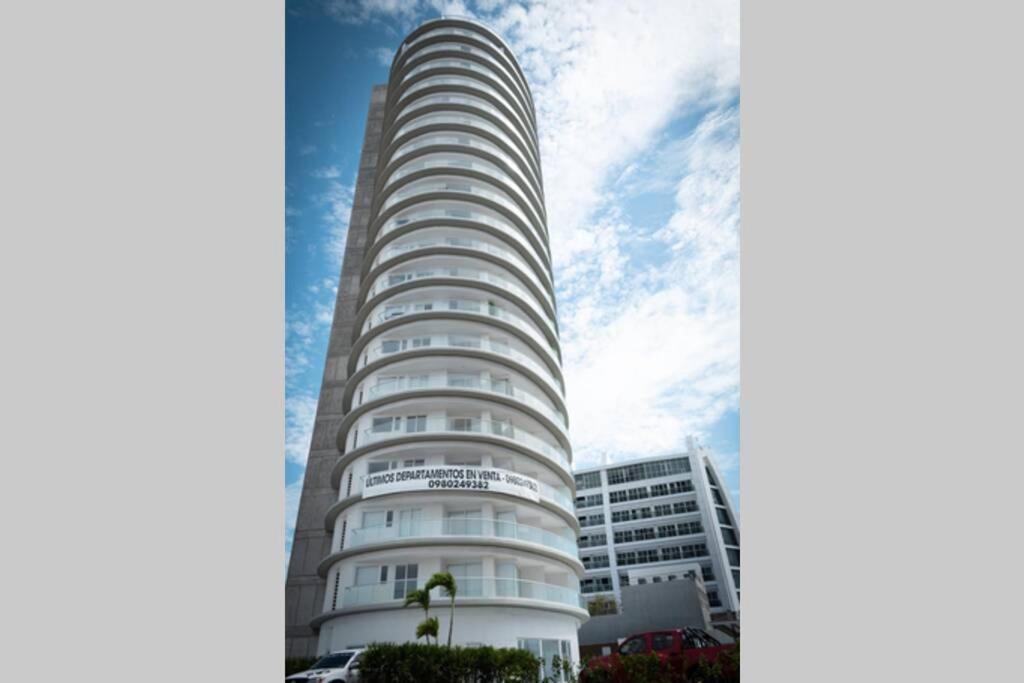 M3 Lujoso Y Comodo Departamento Con Playa 2 Piscinas Cancha De Tenis Jacuzzi Seguridad 24 Horas Manta Exterior photo
